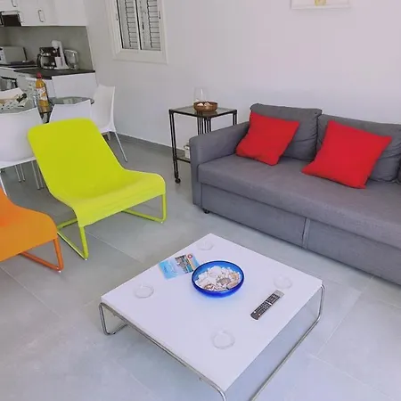 Garden House וילה *